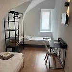 Quarto em Acomodações Particulares Room4you Apartment, Studiozimmer & *