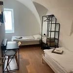 홈스테이 Room4you Apartment, Studiozimmer &
