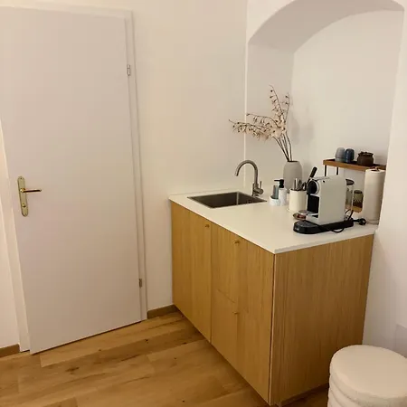 Room4you Apartment, Studiozimmer & منزل للإقامة Lambach (Wels-Land)